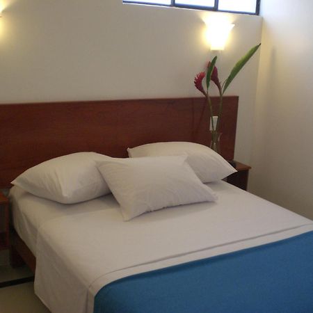 Hotel Casa Cesar Tumbes Dış mekan fotoğraf